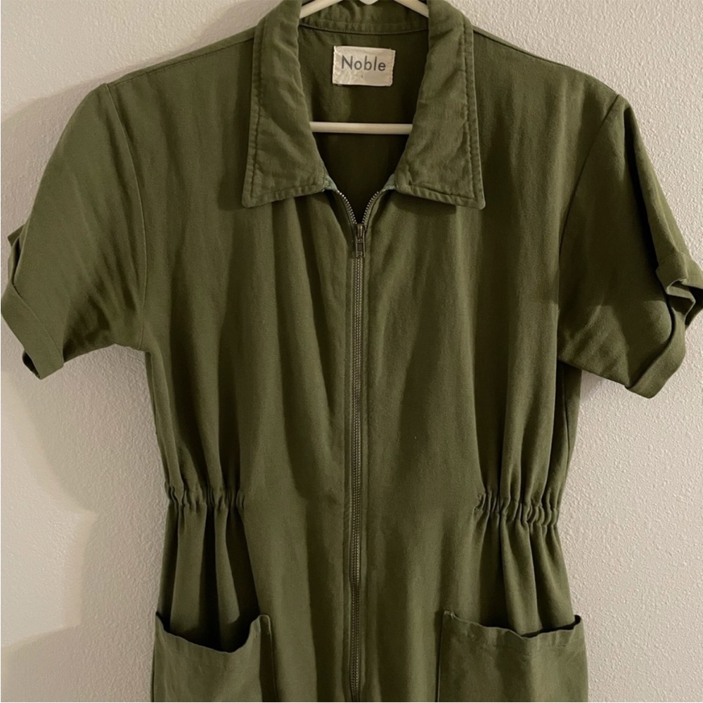 Noble Women's Olive Green Zip-Up Jumpsuit